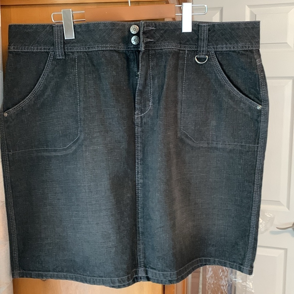 Faded Glory Black Denim Skirt 18 - Picture 2 of 5